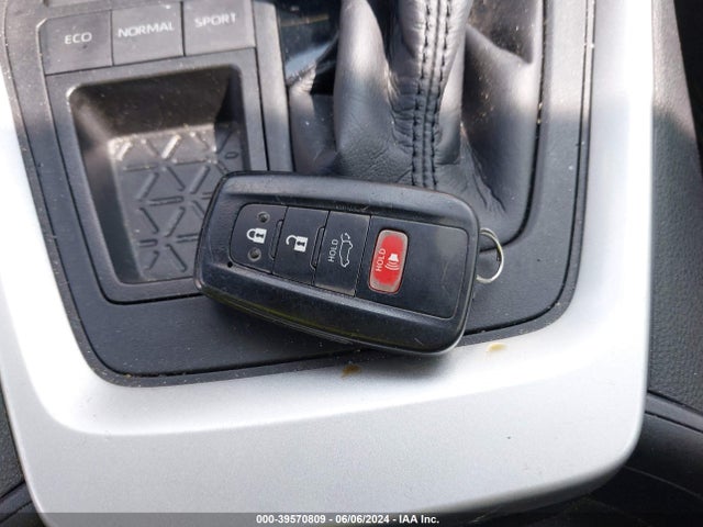 Toyota Rav4 Xle 2020 2T3W1RFV4LW090865 Image 11