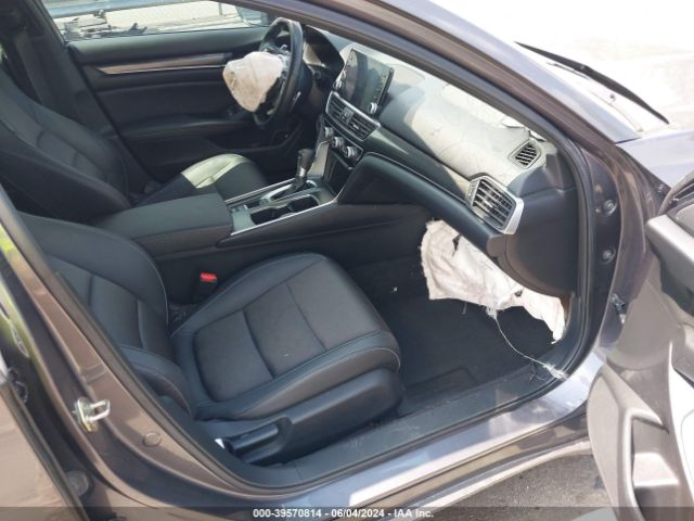 1HGCV1F31KA038843 Honda Accord Sport