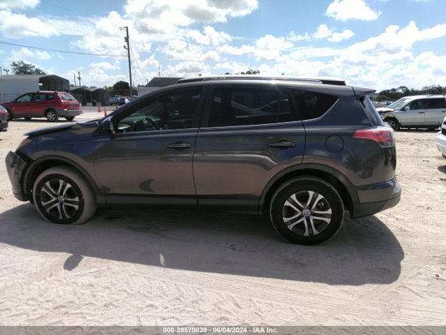 Toyota RAV4 LE 2018 JTMZFREV9JJ155608 Image 14