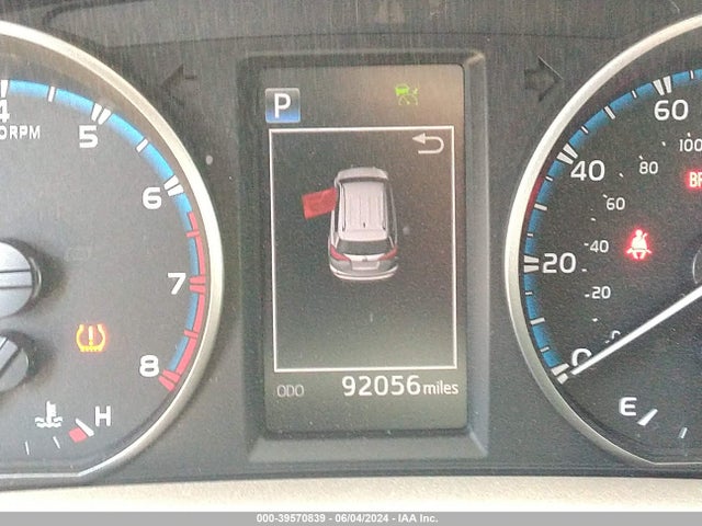 Toyota RAV4 LE 2018 JTMZFREV9JJ155608 Image 15