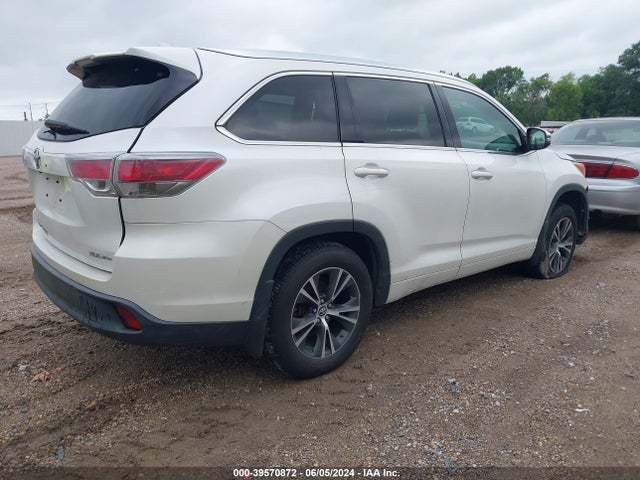 Toyota Highlander Xle V6 2016 5TDJKRFH2GS320640 Image 4