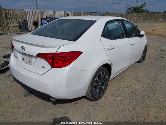 Toyota COROLLA SE 2019 2T1BURHE0KC139524 Image 4