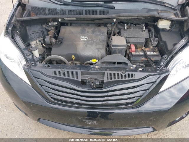 Toyota Sienna L 7 Passenger 2015 5TDZK3DC8FS660607 Image 10