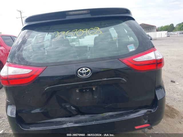 Toyota Sienna L 7 Passenger 2015 5TDZK3DC8FS660607 Image 16