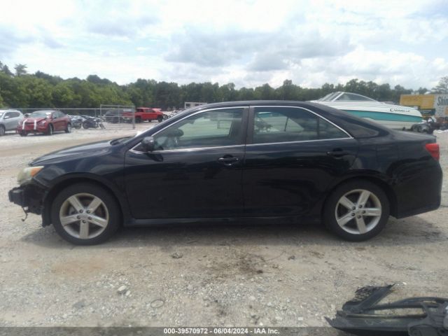 4T1BF1FK9EU389268 Toyota CAMRY SE