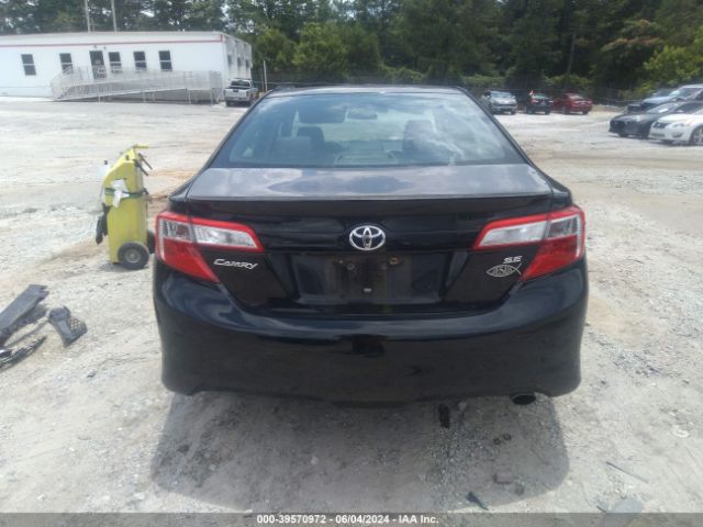4T1BF1FK9EU389268 Toyota CAMRY SE