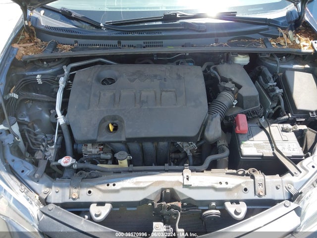 Toyota COROLLA LE 2018 2T1BURHE7JC978620 Image 10