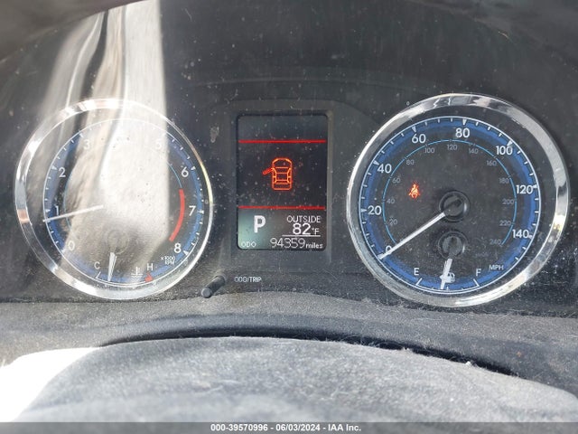 Toyota COROLLA LE 2018 2T1BURHE7JC978620 Image 7