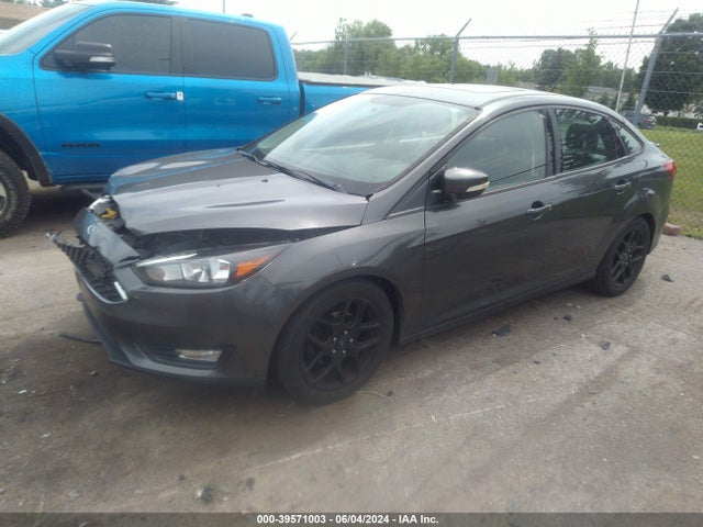 Ford FOCUS SE 2015 1FADP3F28FL268699 Image 2