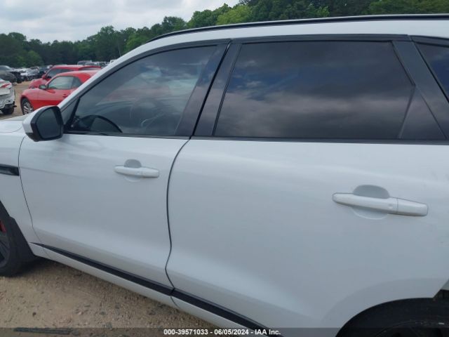 SADCM2BV2HA499710 Jaguar F-PACE S
