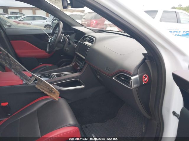 SADCM2BV2HA499710 Jaguar F-PACE S