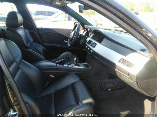2007 BMW M5 WBSNB93587CX07053 Photo 4