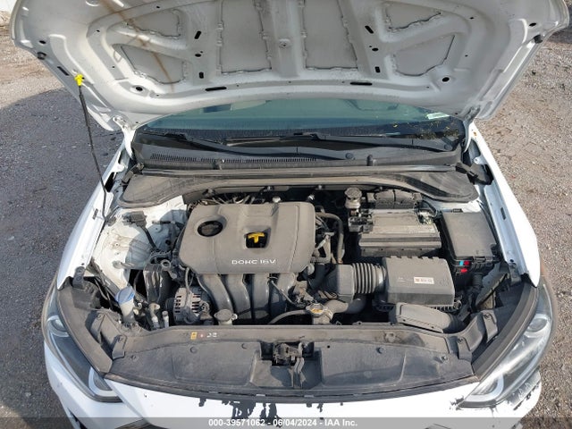 Hyundai ELANTRA SE 2017 5NPD74LF5HH146736 Image 10