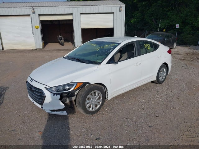 Hyundai ELANTRA SE 2017 5NPD74LF5HH146736 Image 2