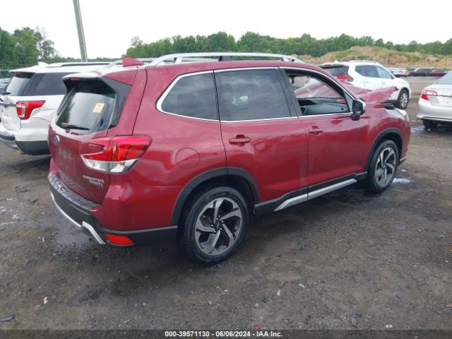 JF2SKARC9NH408965 Subaru Forester Touring
