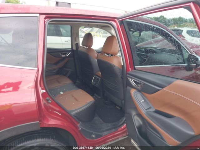 JF2SKARC9NH408965 Subaru Forester Touring