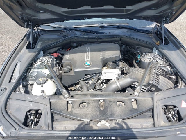 BMW 528i Xdrive 2015 WBA5A7C52FG142740 Image 10