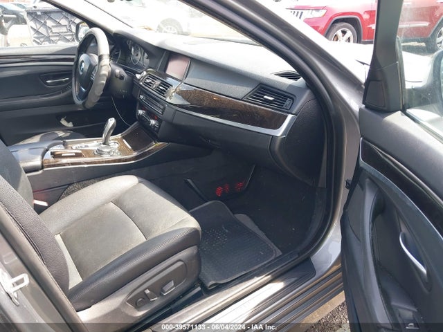 WBA5A7C52FG142740 BMW 528i Xdrive