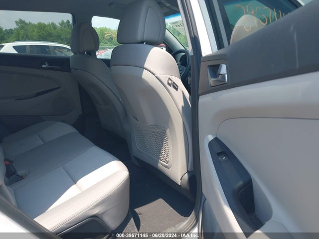 Hyundai TUCSON SE 2017 KM8J3CA44HU386355 Image 8
