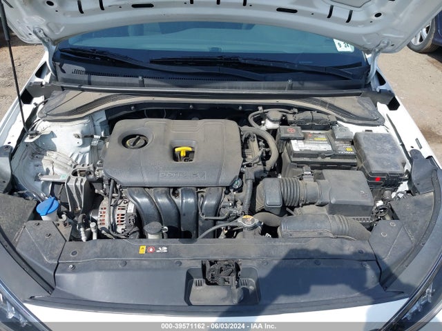 Hyundai ELANTRA SE 2020 5NPD74LF8LH518840 Image 10
