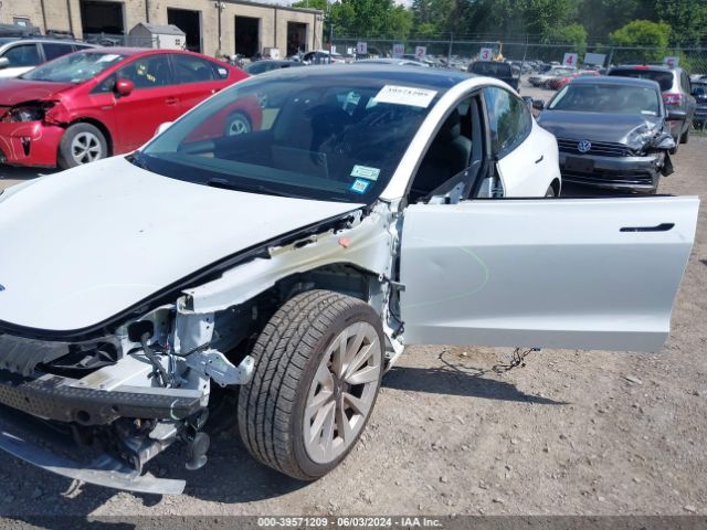 5YJ3E1EB2NF187507 Tesla Model 3 Long Range Dual Motor All-wheel Drive