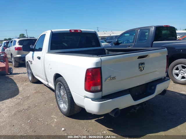 3C6JR6AT0KG645758 RAM 1500 Classic Tradesman