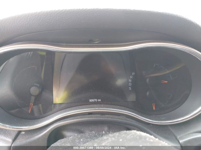 1C4RJEAG2FC668757 Jeep Grand Cherokee Laredo