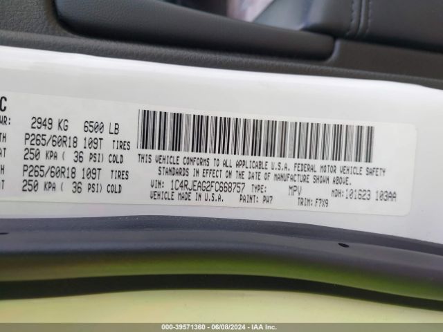 1C4RJEAG2FC668757 Jeep Grand Cherokee Laredo