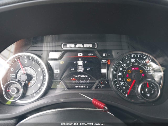 1C6SRFFT4NN444700 RAM 1500 Big Horn  4x4 5'7 Box