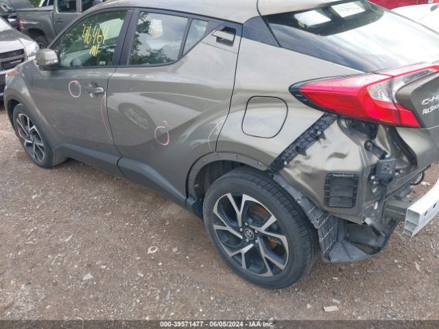 JTNKHMBX8M1106419 Toyota C-HR XLE