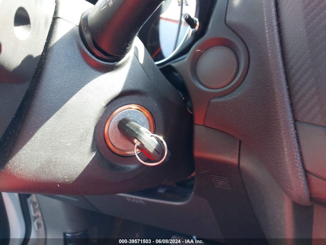 JA4AP3AU6HZ007751 Mitsubishi Outlander Sport 2.0 Es/2.0 Le