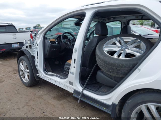 2GNAXWEX9J6144512 Chevrolet Equinox Premier