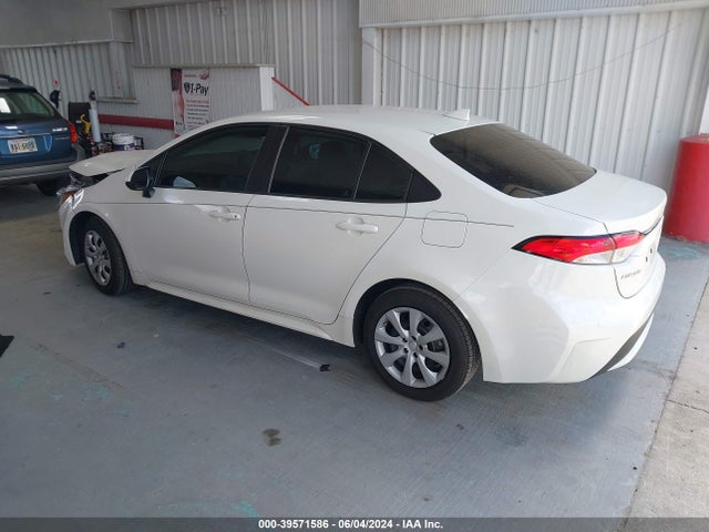 Toyota COROLLA LE 2020 5YFEPRAE7LP107573 Image 3