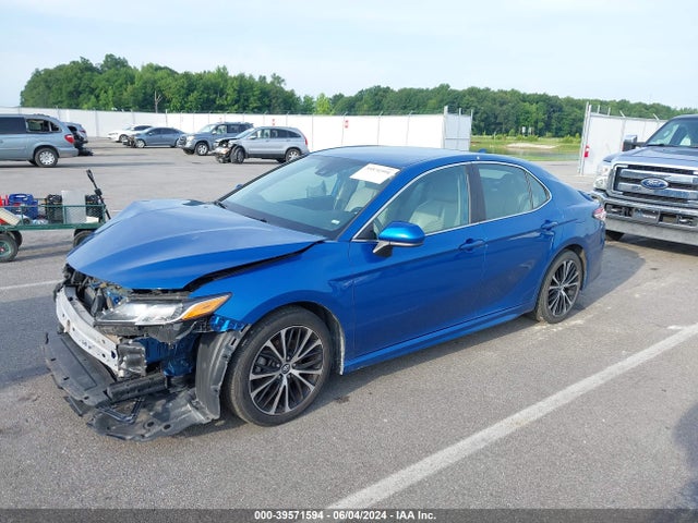 Toyota CAMRY SE 2020 4T1G11AK2LU325257 Image 2