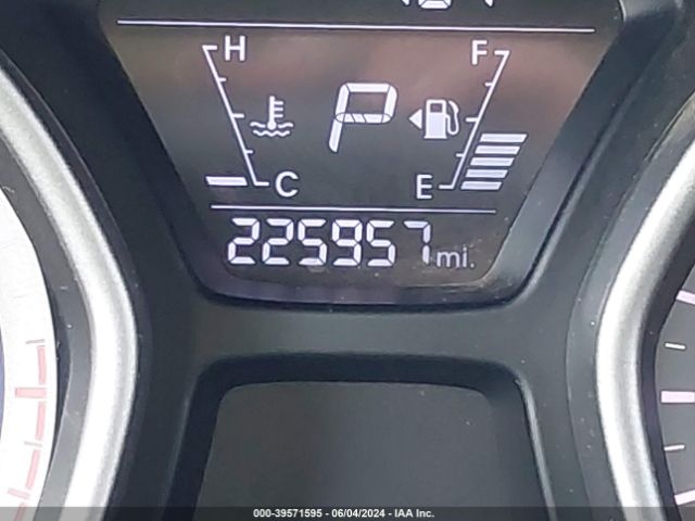 KMHDH4AE2FU229272 Hyundai ELANTRA SE