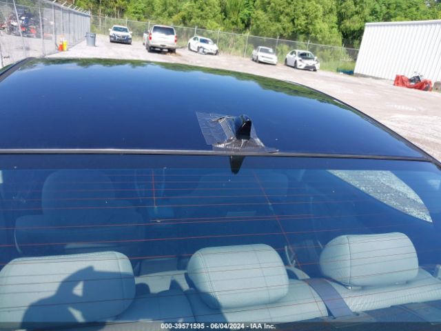 KMHDH4AE2FU229272 Hyundai ELANTRA SE