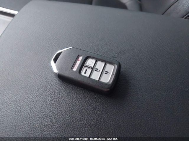 1HGCV1F49NA000063 Honda Accord Sport Special Edition