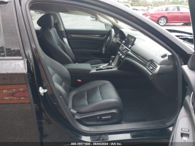 1HGCV1F49NA000063 Honda Accord Sport Special Edition