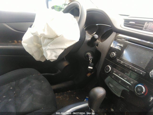 Nissan ROGUE S 2016 JN8AT2MV4GW148483 Image 5