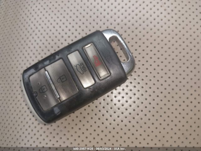 KNALN4D70E5120613 KIA Cadenza Premium