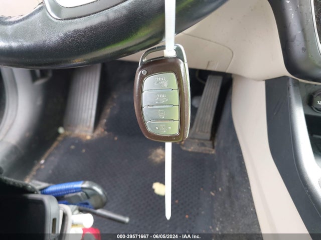 Hyundai SONATA SEL 2019 5NPE34AF5KH787329 Image 11