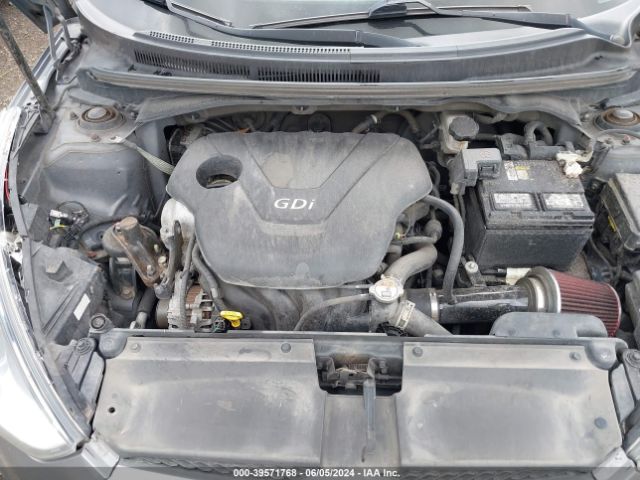 KMHTC6AD6GU252701 Hyundai Veloster