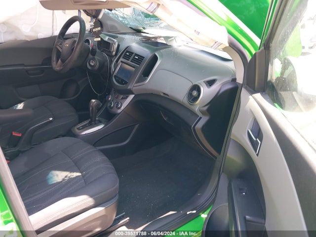 Chevrolet Sonic Lt Auto 2016 1G1JC5SH6G4124975 Image 5