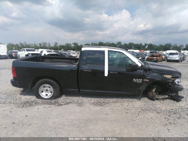 1C6RR6FT8LS128763 RAM 1500 Classic Tradesman Quad Cab 4x2 6'4 Box