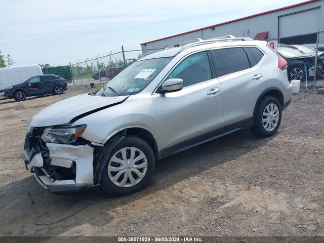 Nissan ROGUE S 2017 5N1AT2MV0HC821814 Image 2