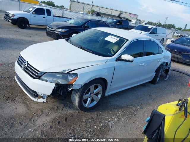 1VWBT7A34EC057094 Volkswagen Passat 1.8t Se