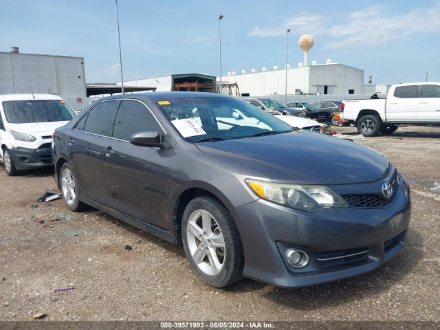 2014 4T1BF1FK2EU817715 main image