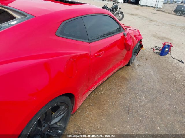 1G1FB1RS4J0122952 Chevrolet Camaro 1lt