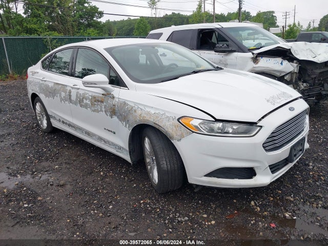 2014 3FA6P0LU2ER381187 main image