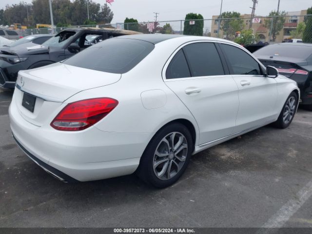 55SWF4JB2HU191223 Mercedes-Benz C 300 Luxury/sport